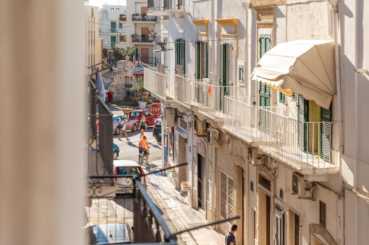 Palazzo Novecento Bed & Breakfast Polignano a Mare Luaran gambar